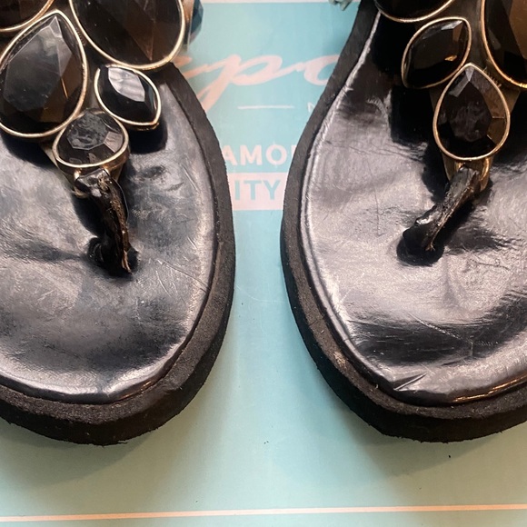 White House Black Market Black Gem Sandals - Picture 3 of 7